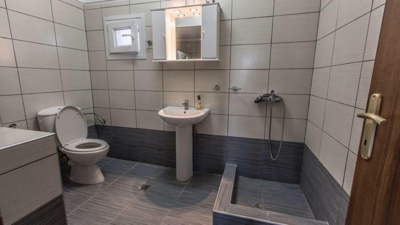 Mezoneta Elani Villa Szíviri Kültér fotó